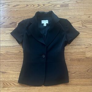 White House Black Market Top Size 0